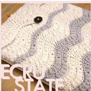 Chunky Textured Crochet Laptop Case